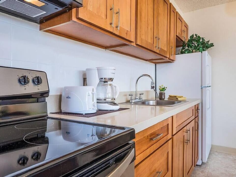 Fully-equipped kitchen!