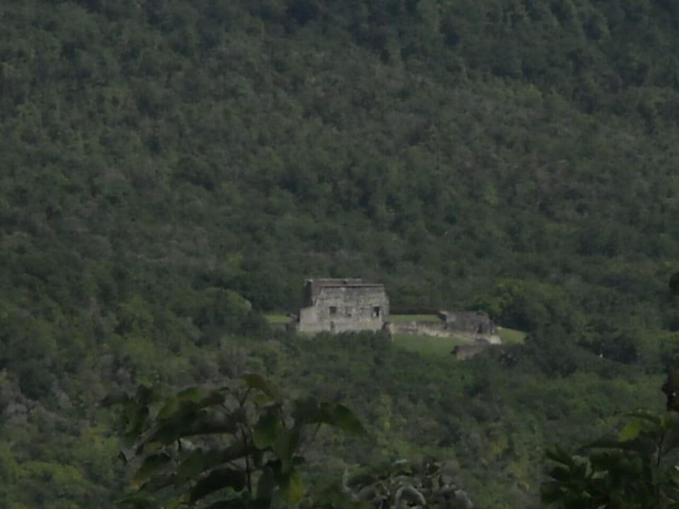 Chateaux Dubuc
