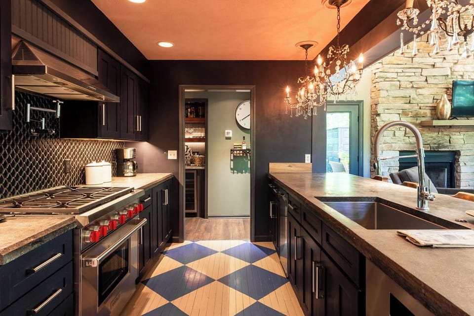 Private kitchen
