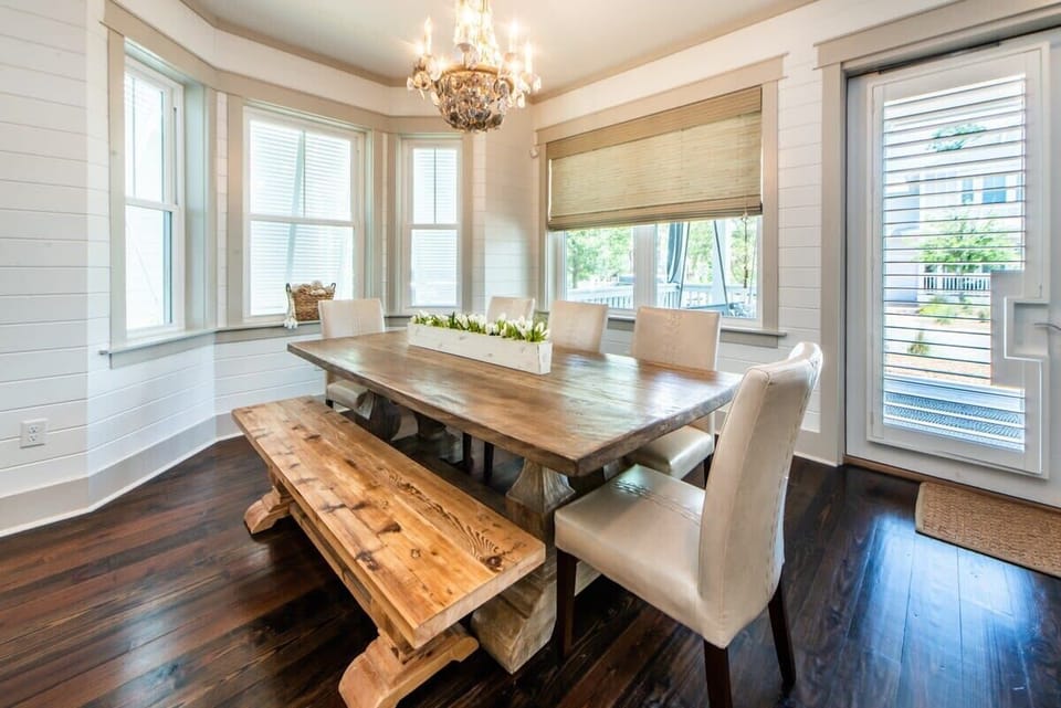 Farmhouse Chic Dining Area