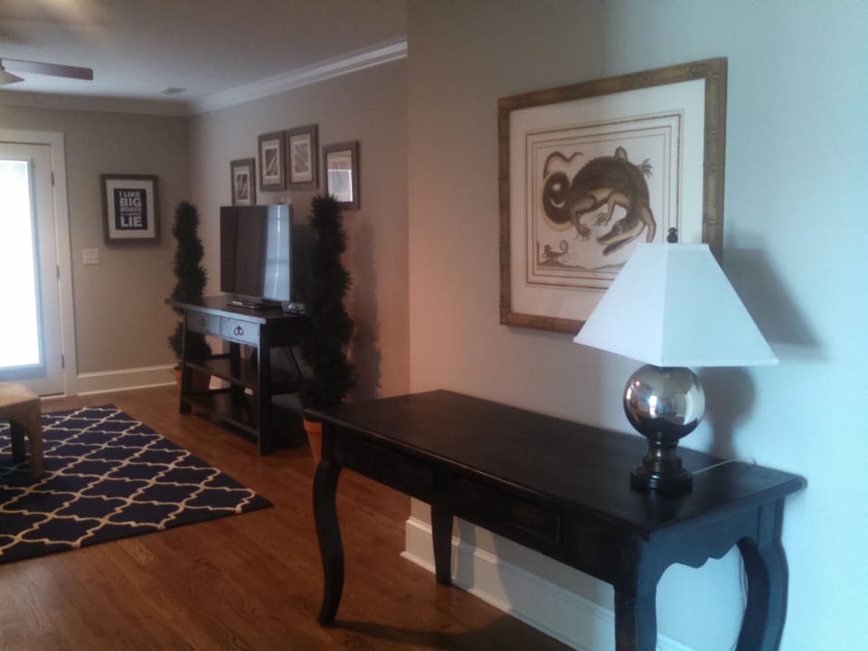 Upstairs Den-Desk Area