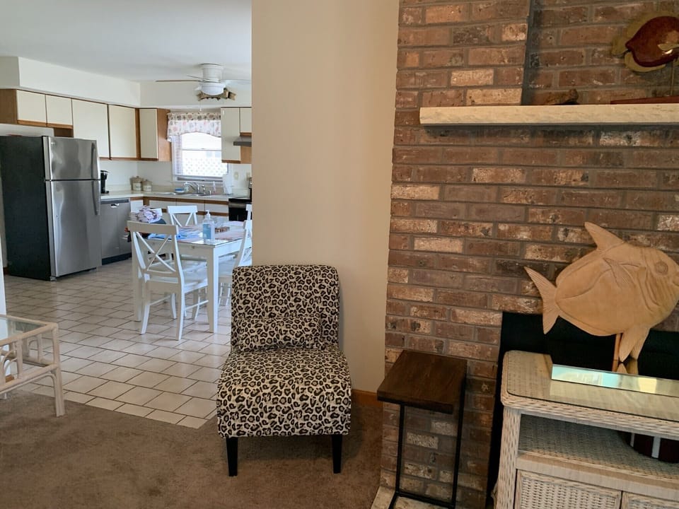 Living room into kitchen