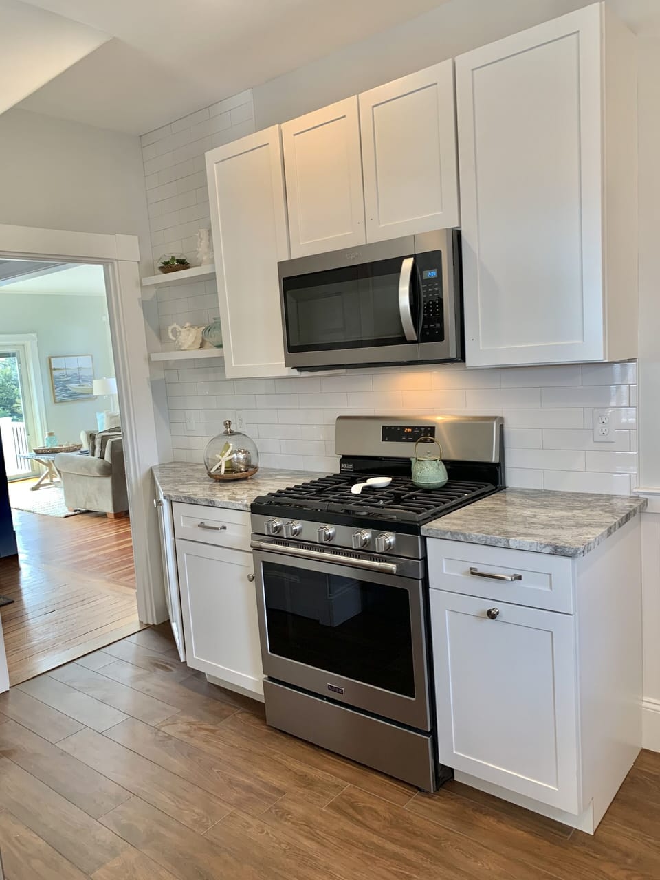 All new stainless steel appliances 