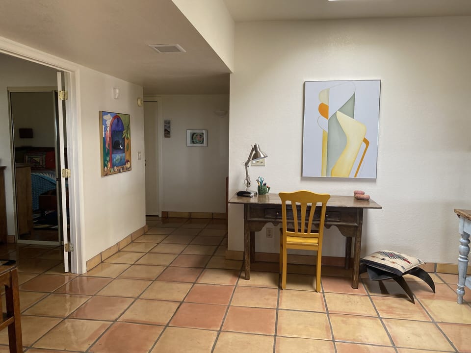 Front entry with desk