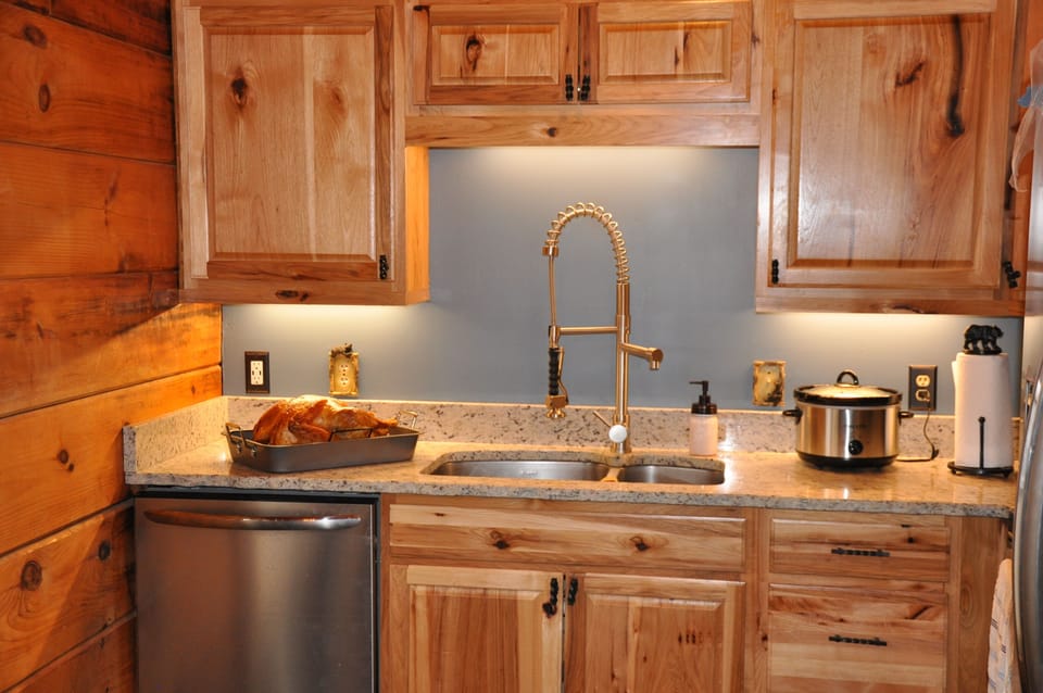 Cooking in Bears Among Us