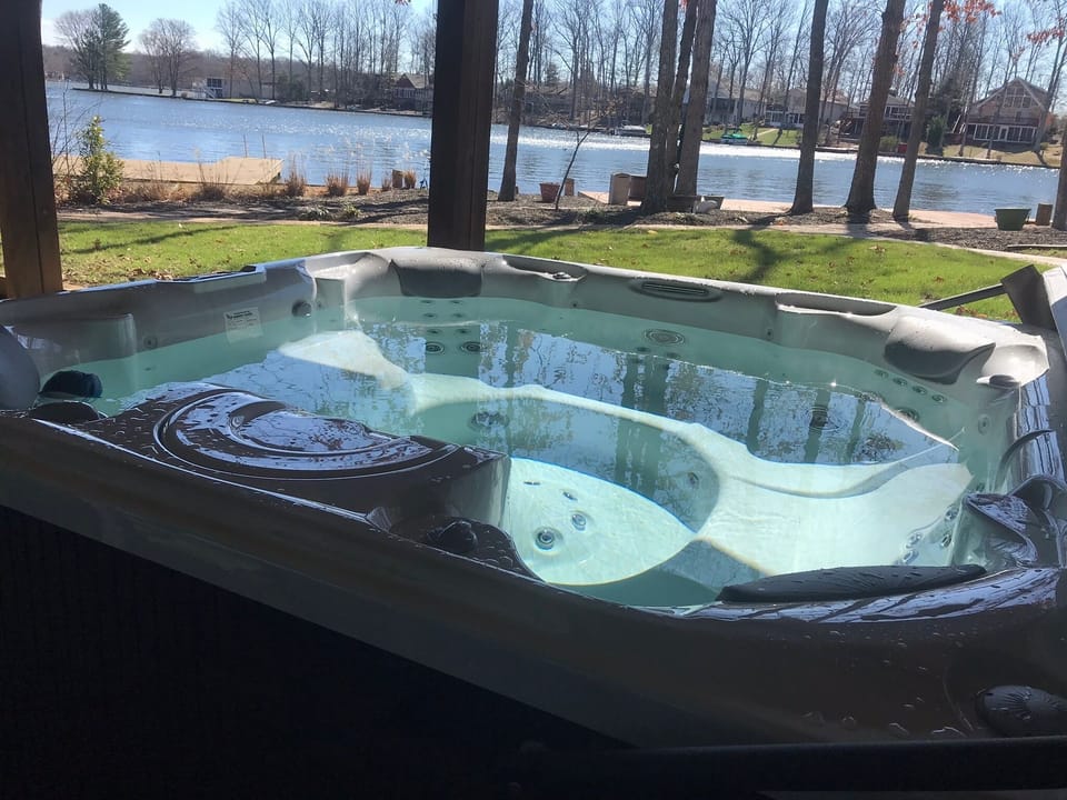 7-person spa and view