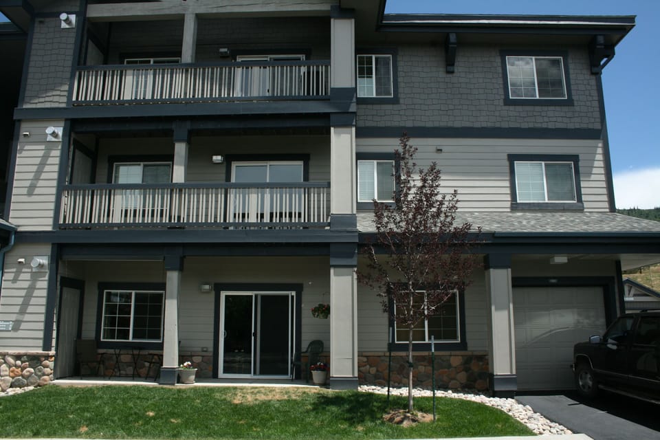 Bottom unit w/ patio and attached garage