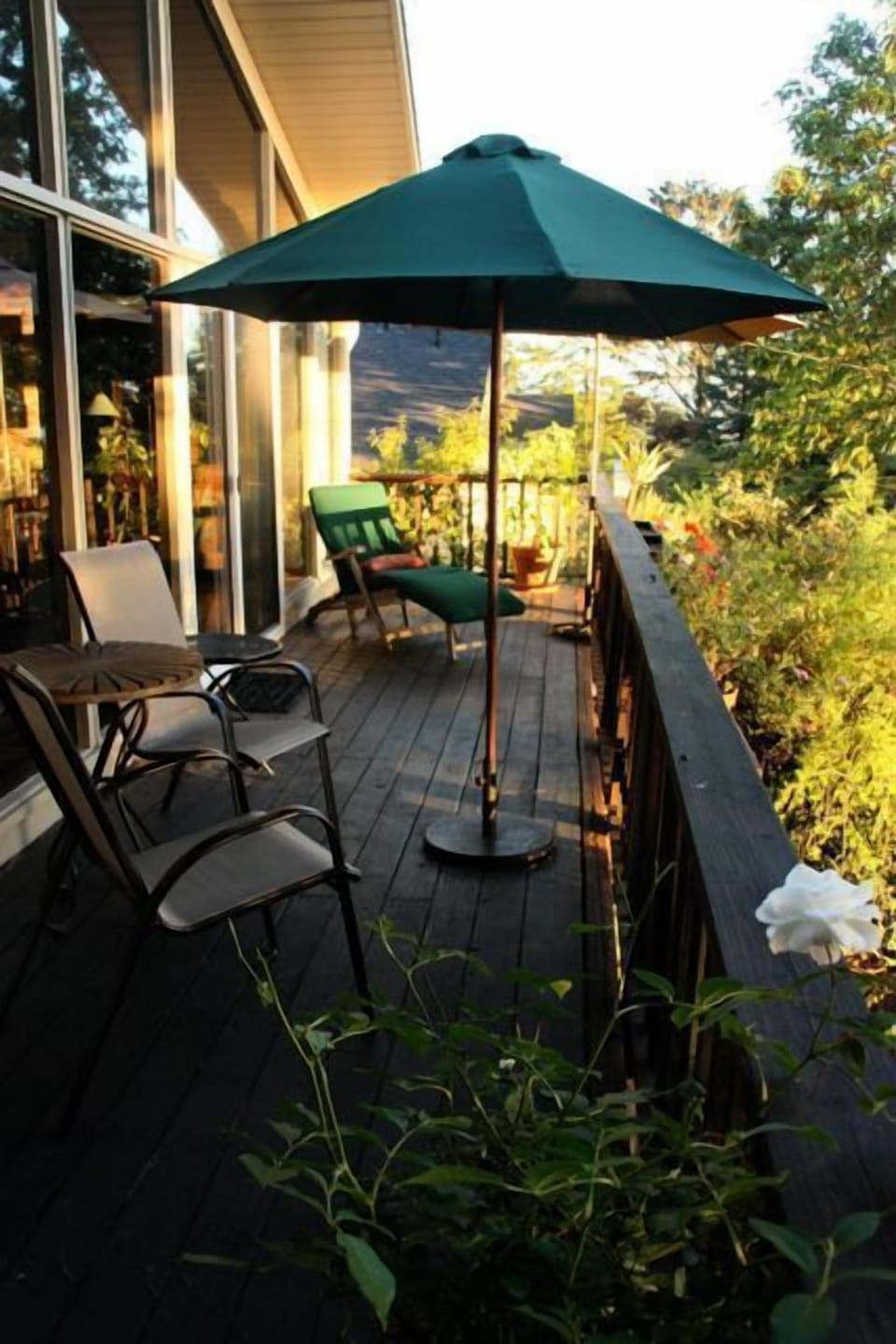 Front deck