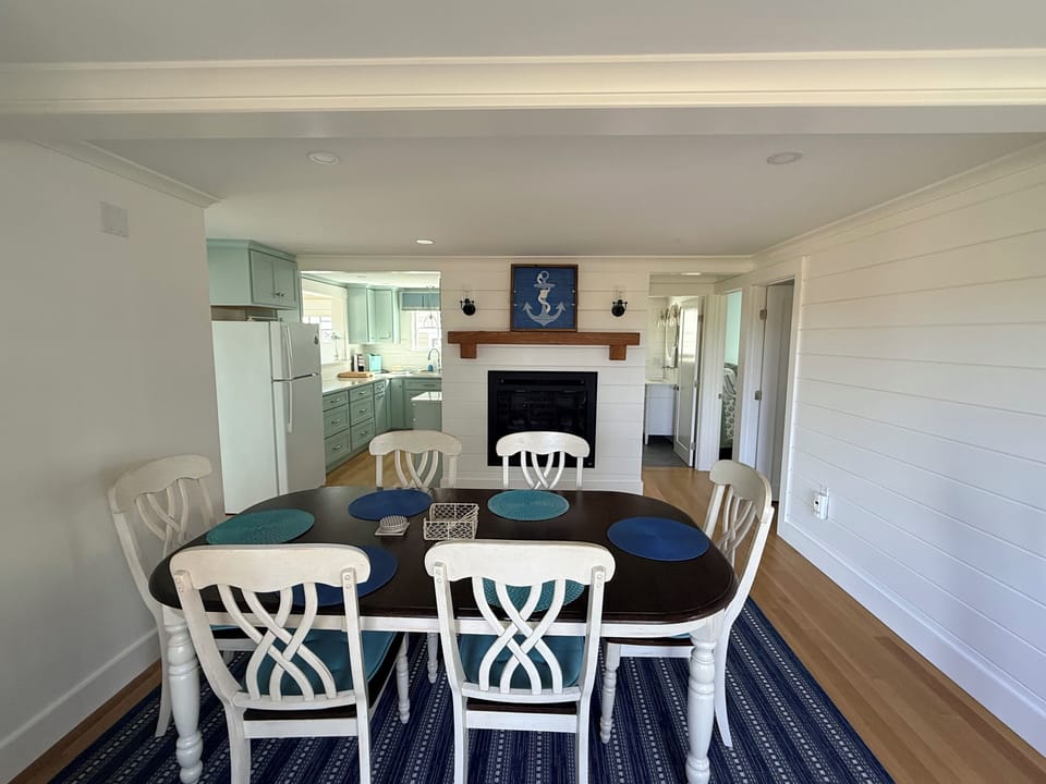 Dining room with fireplace