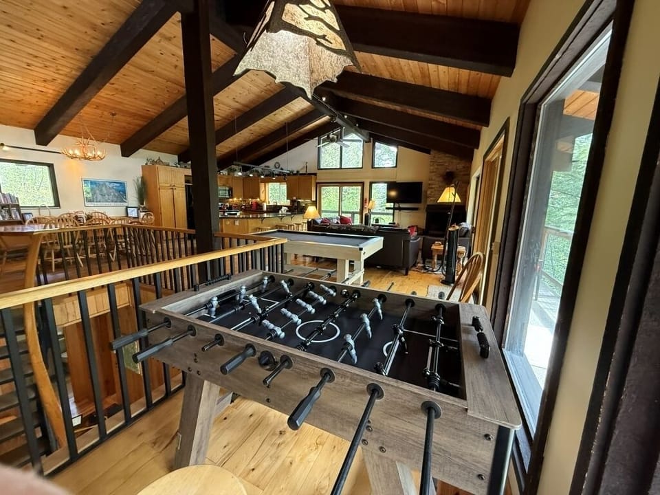 Great room, foosball, pool table 