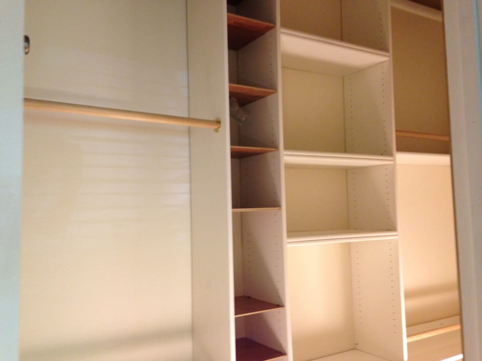 walk-in closet