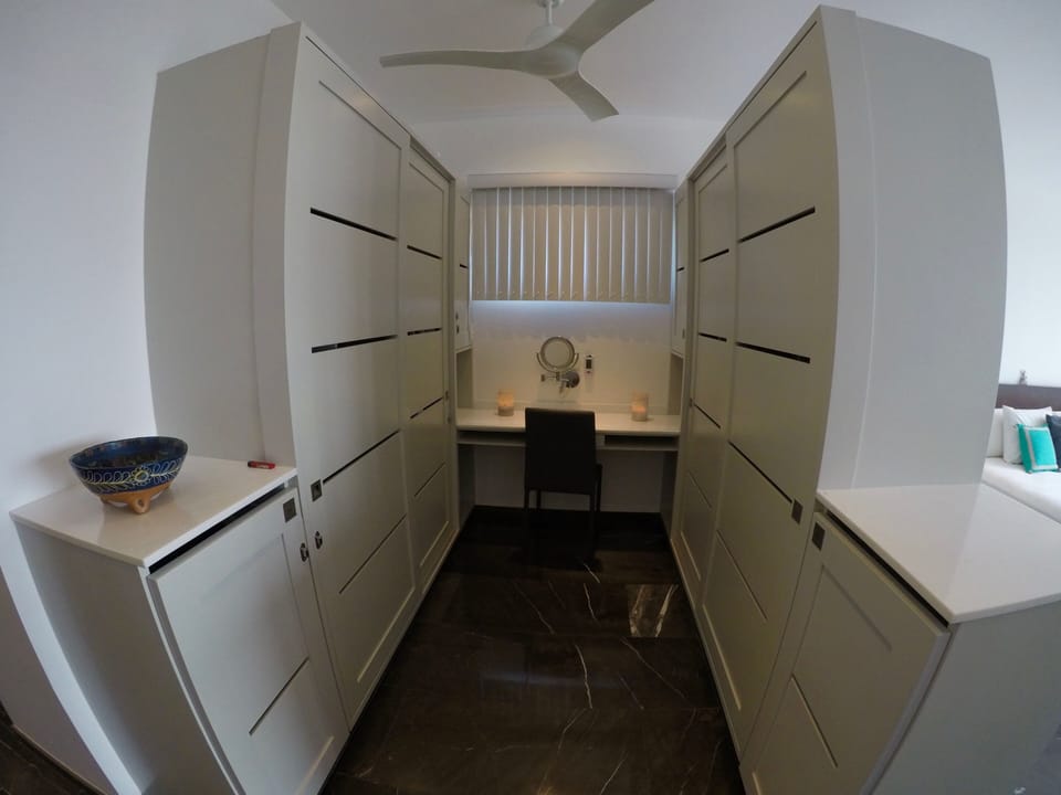 Casa Alma: Dressing Area to Luxury Studio (Bedroom 1) 