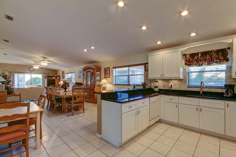 from kitchen looking to dinning room