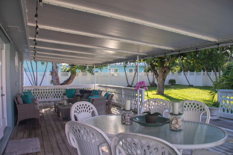 Alfresco living overlooking a huge fenced yard.