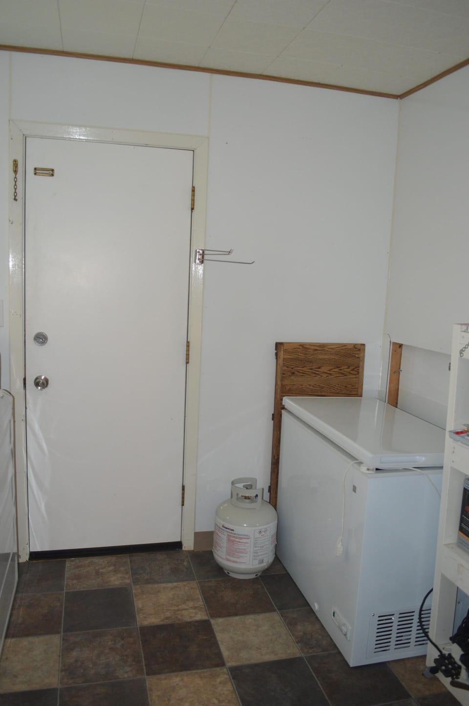 Deep Freeze Freezer for your fish you catch. 