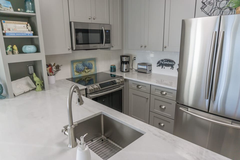 Beautiful kitchen, looking it to the water.