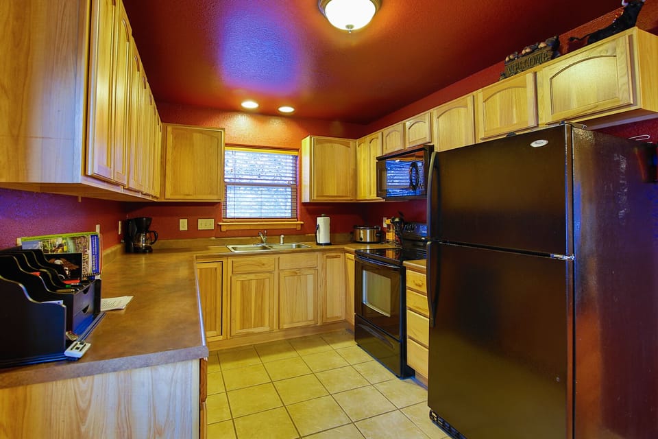 Fully furnished kitchen