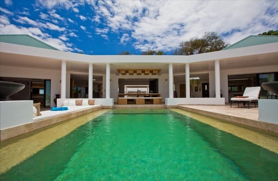 Villa Paraiso Infinity Pool