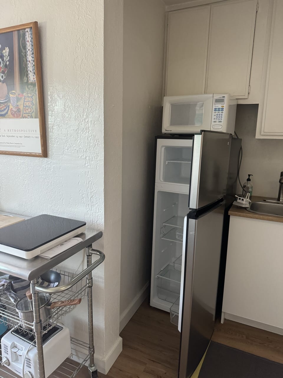 Kitchen refrigerator 