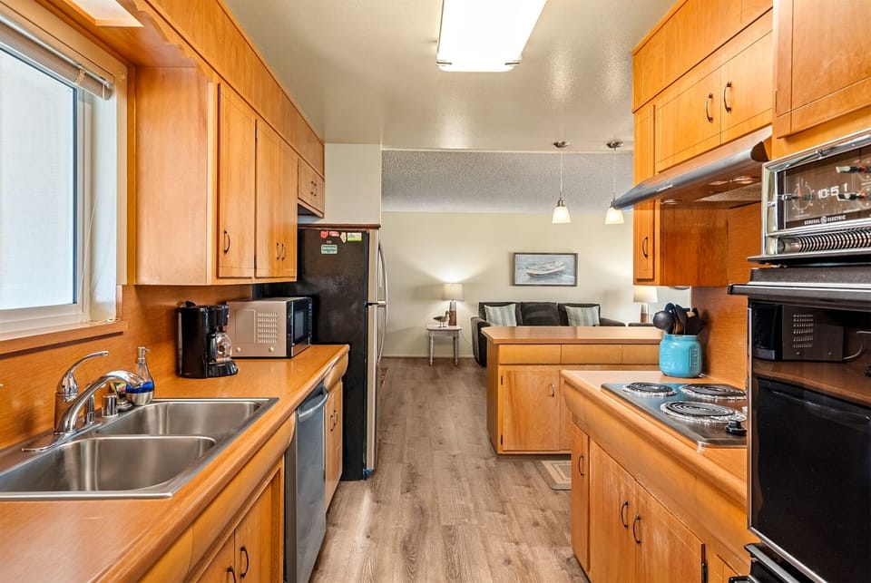 The kitchen is well equipped for family meals