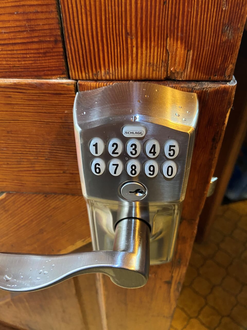 A little modern touch! Keyless entry via your own secure code, for quick access!