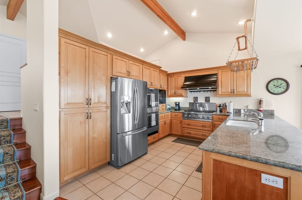 Kitchen is fully equiped so you can cook your favorite meals