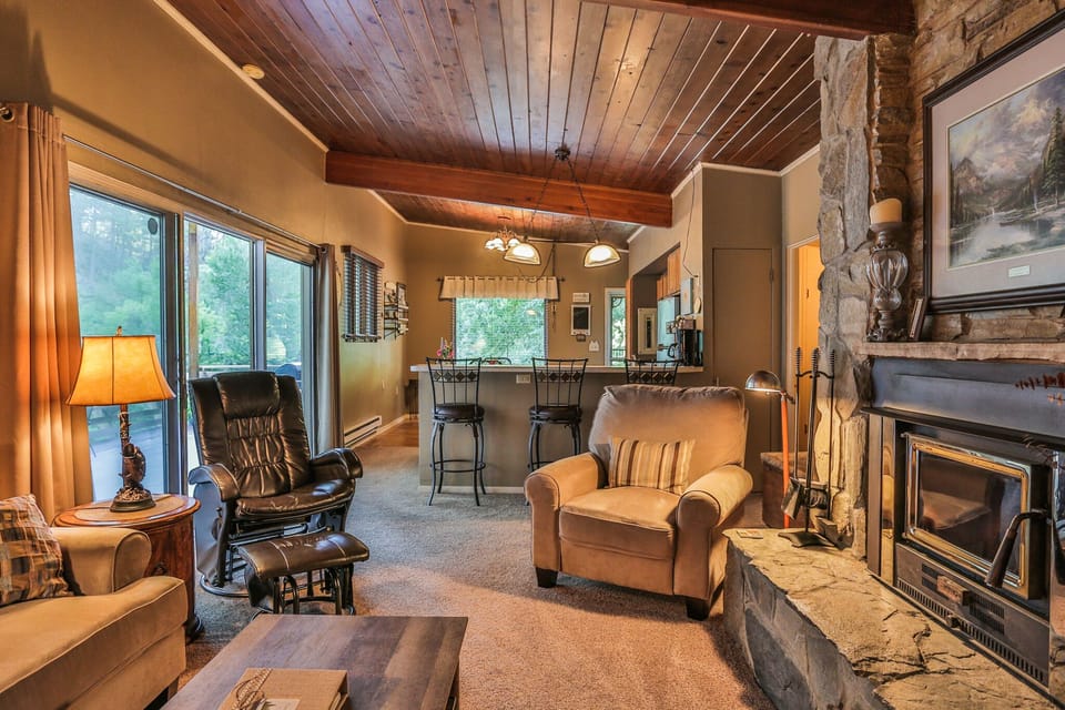 ... large manual recliner and glider recliner