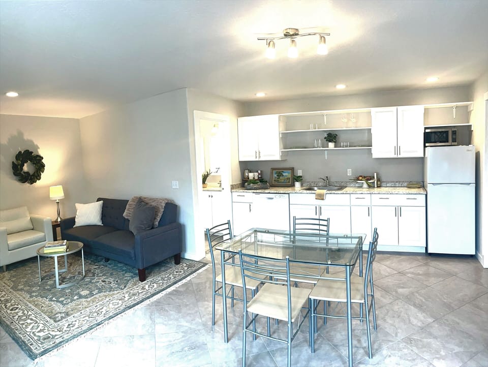 Spacious, comfortable, private deck and entrance!  Spectacularly clean!