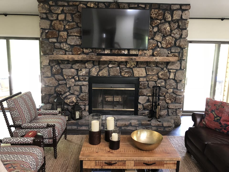 Welcome to your Treehouse Condo