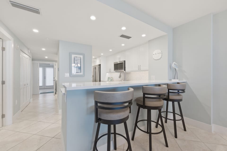 Kitchen bar height breakfast bar