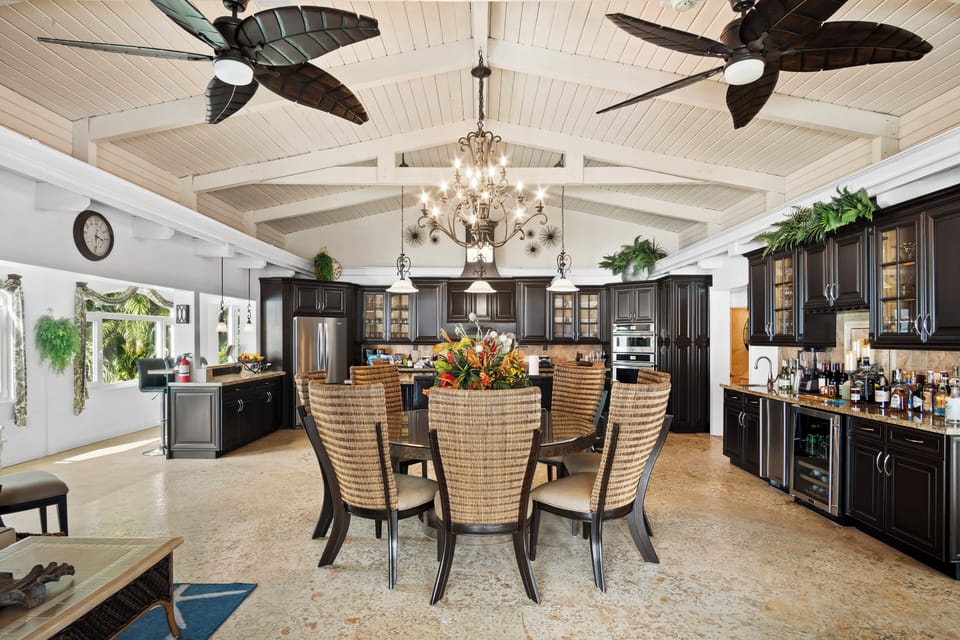 Main living/kitchen area