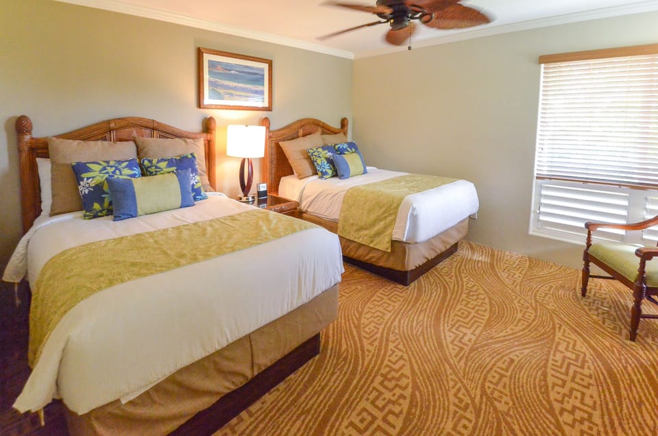 The guest bedroom has either one Queen or Two Doubles
