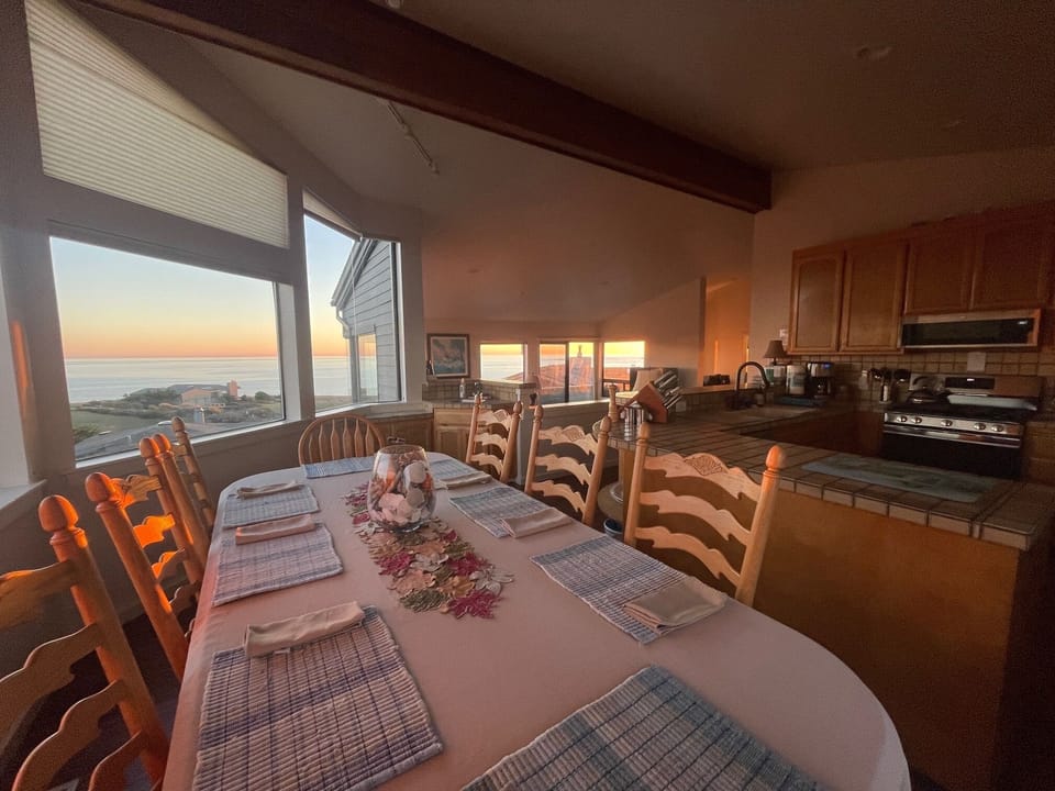 Sunset Dining