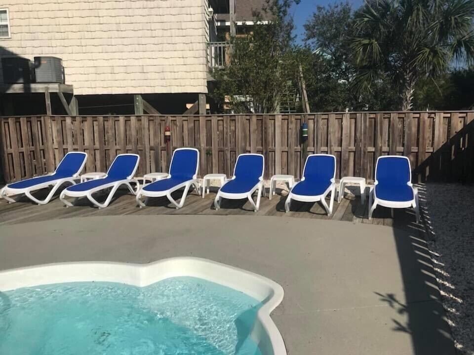 Lounge chairs are ready for you 