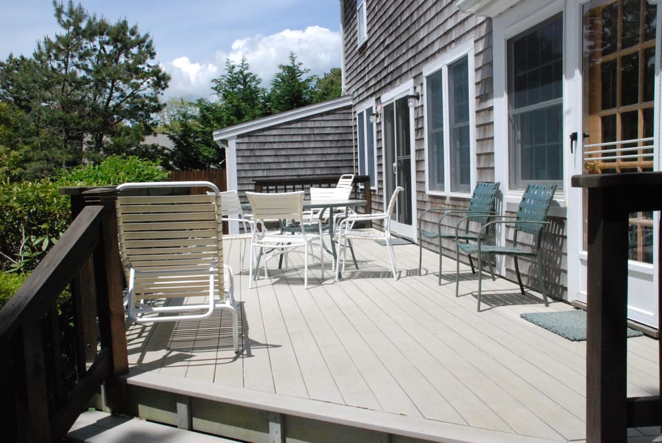 Back deck . 