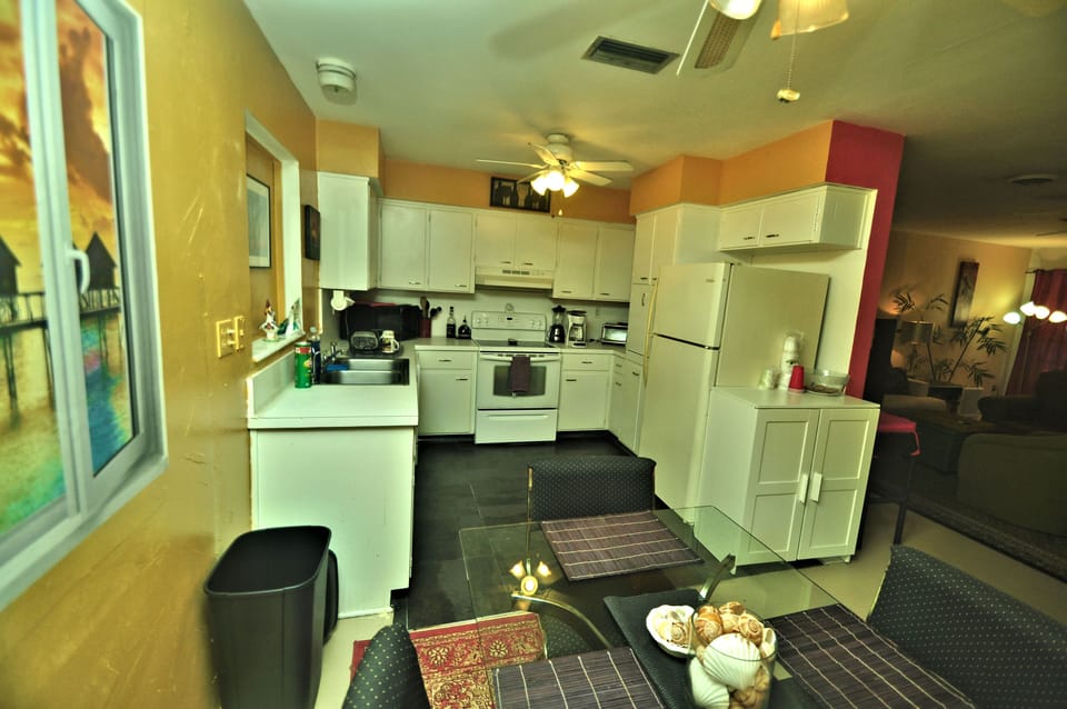 very well equipped kitchen...even a waffle maker and pasta maker!