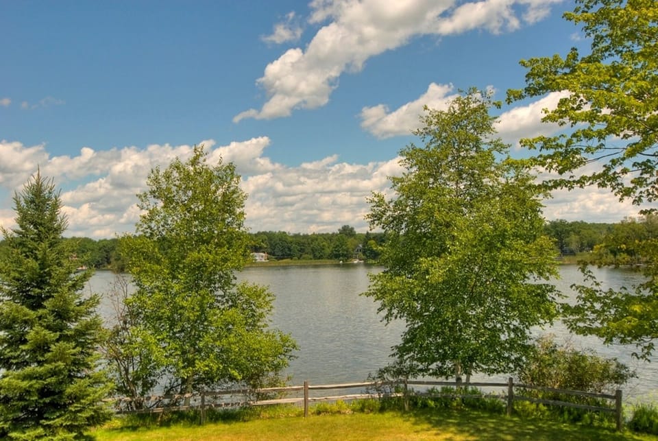 Beautiful views of Lake Mecosta 