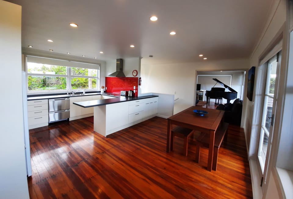 Second Kitchen