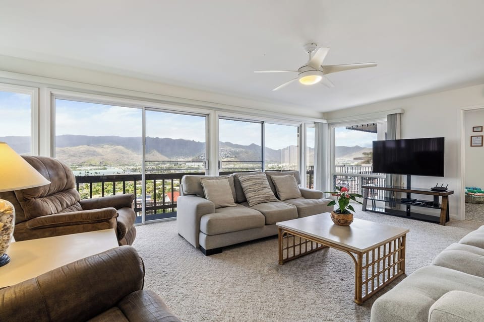 ocean view living room