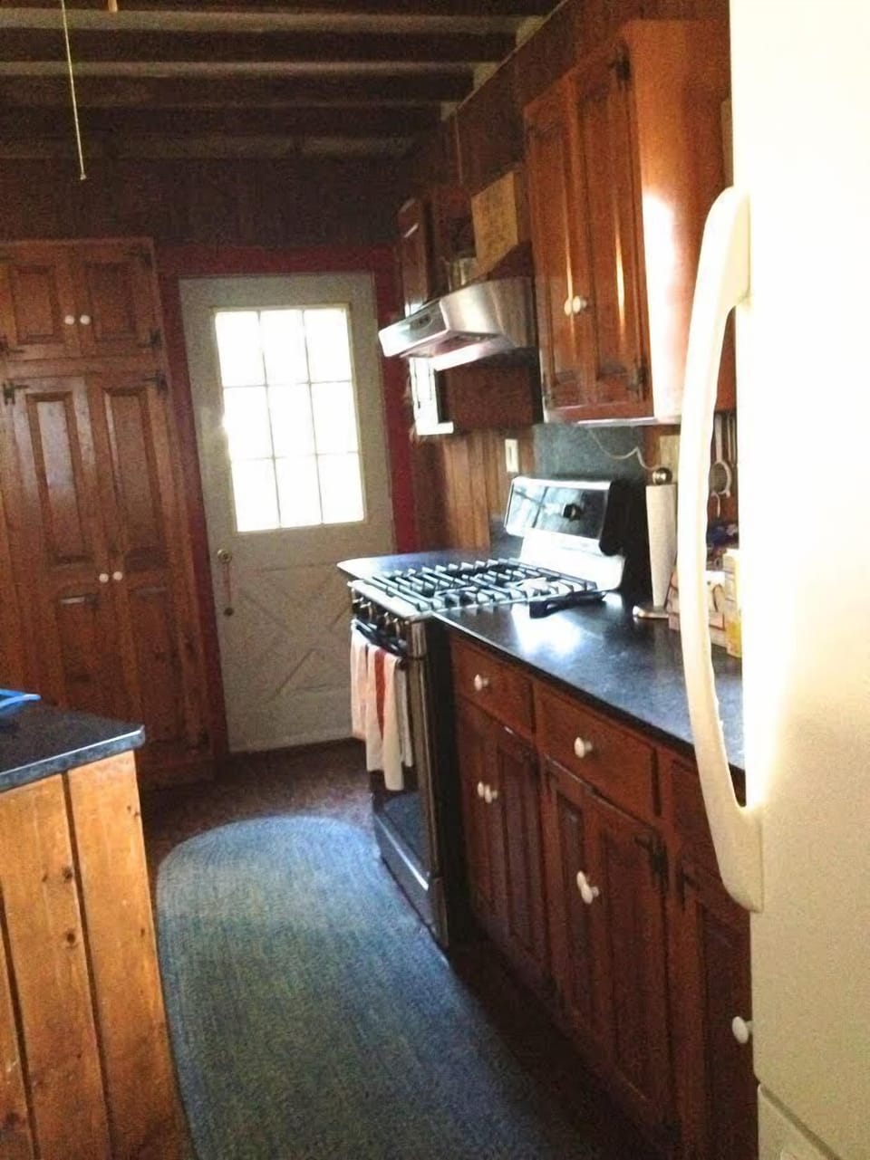 kitchen gas stove. convection oven.  granite counters.  Fridge #2
