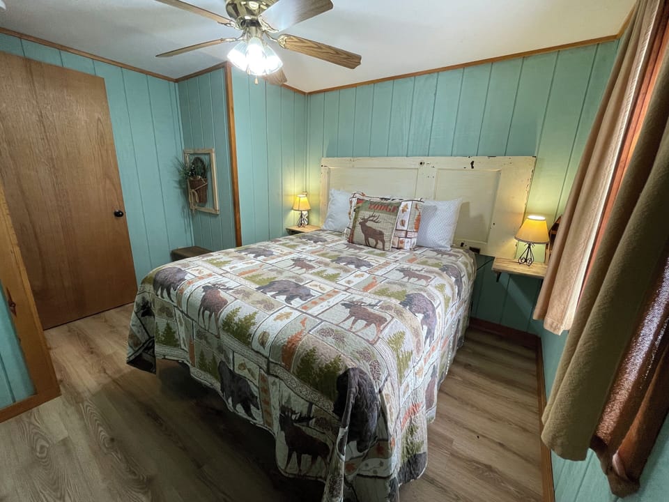 Bedroom Two-Queen Bed