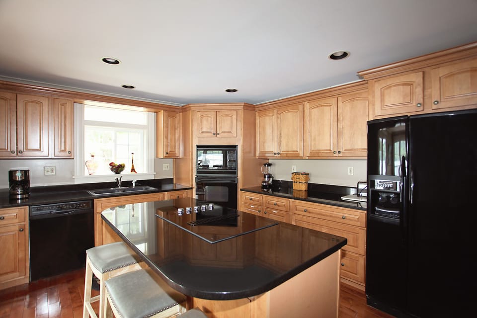 Kitchen with Center Island fully equipped