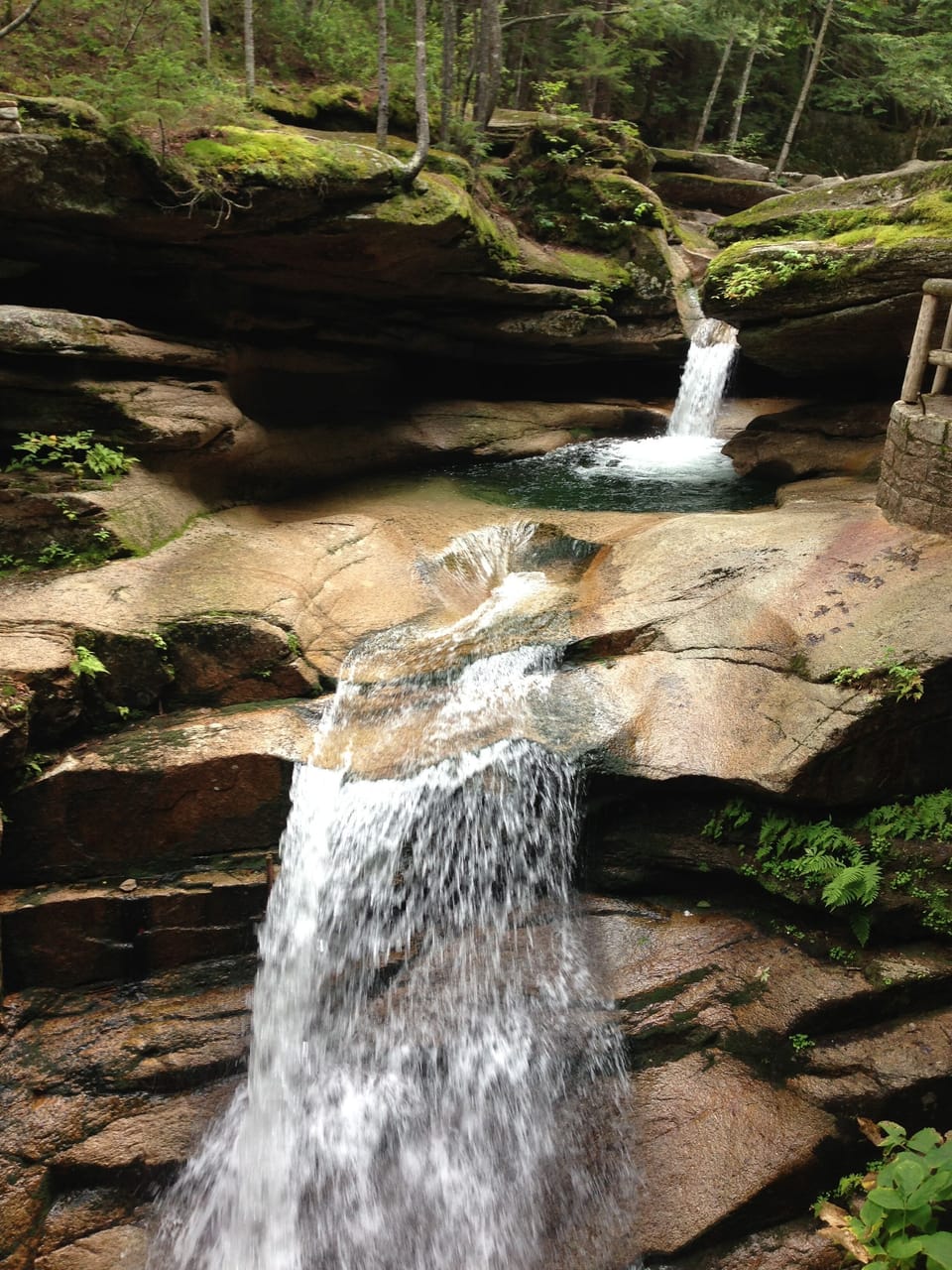 Sabbaday Falls - easy 1 mile hike.
