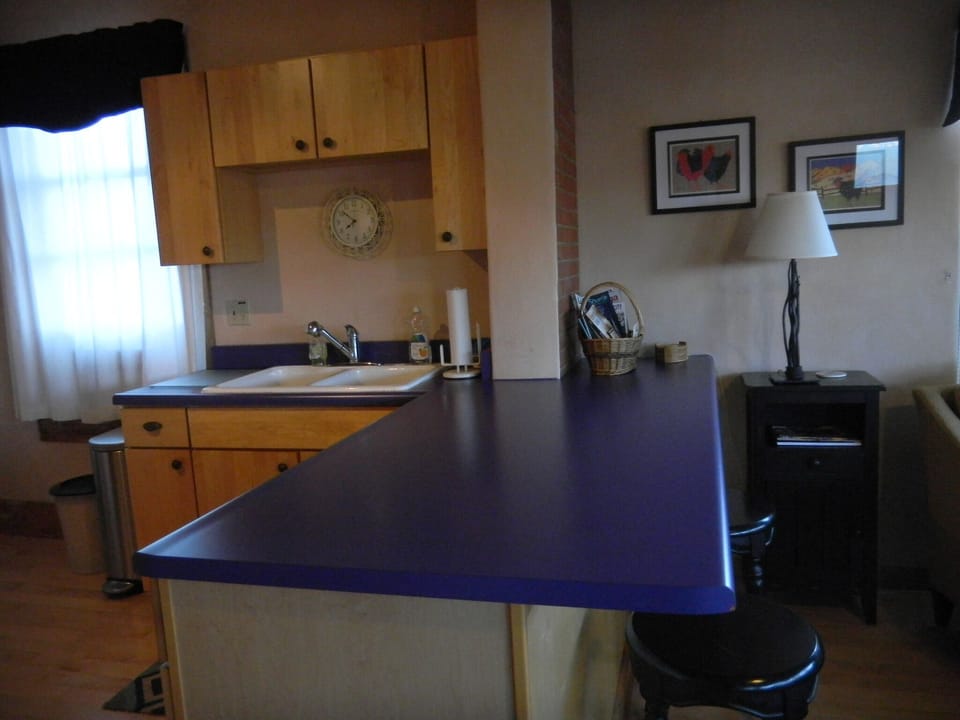Kitchen Counter Seating
