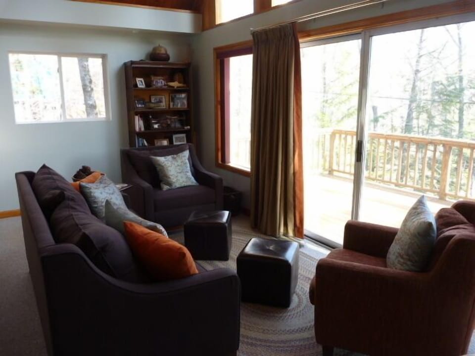 living room opens onto deck