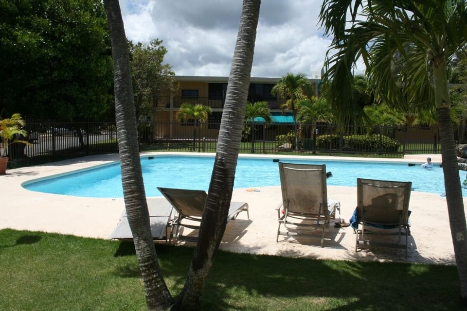 Condo pool