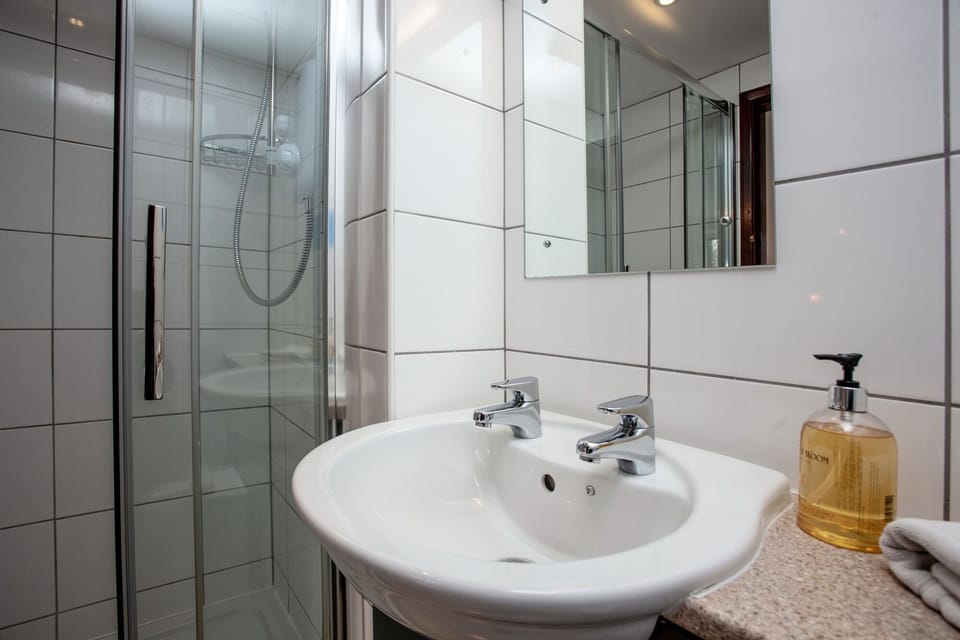 Ground Floor En-suite