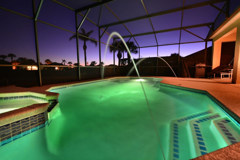 South-facing pool/spa with fountain and mood light