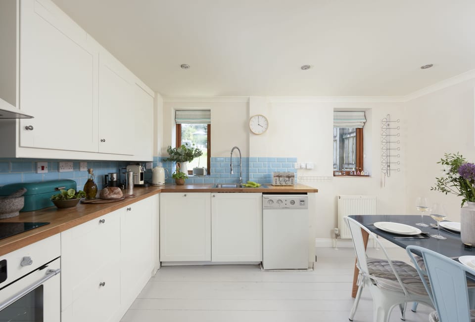 Curlews Cwtch, Roserrow. Ground floor: Spacious and fully equipped kitchen