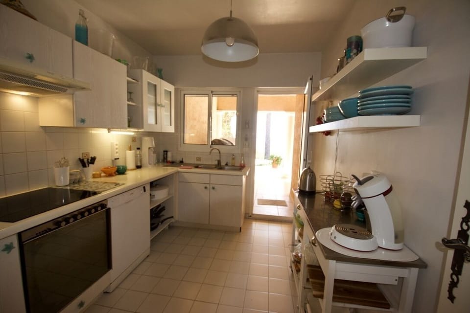 Kitchen next to terrace